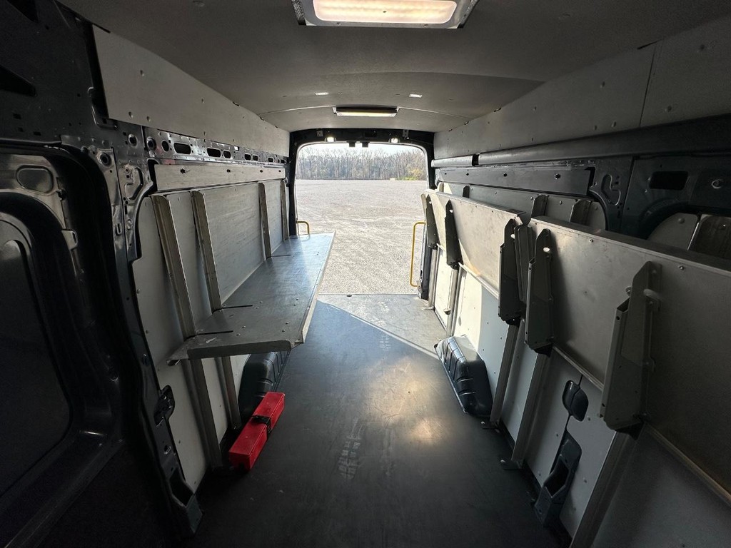 Ford Transit Cargo Van Vehicle Full-screen Gallery Image 15