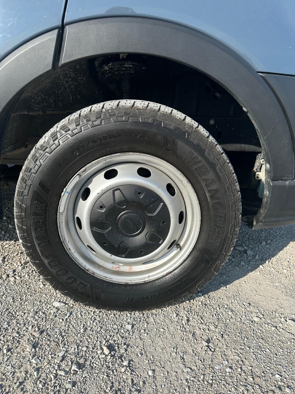 Ford Transit Cargo Van Vehicle Full-screen Gallery Image 16