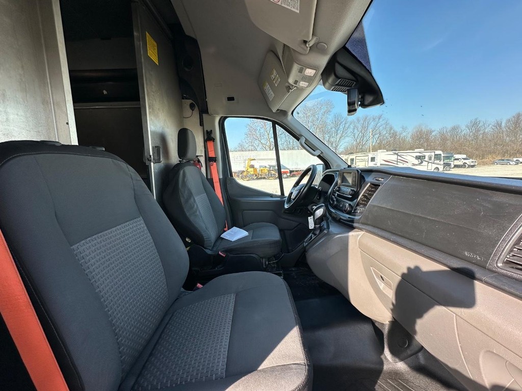 Ford Transit Cargo Van Vehicle Full-screen Gallery Image 21