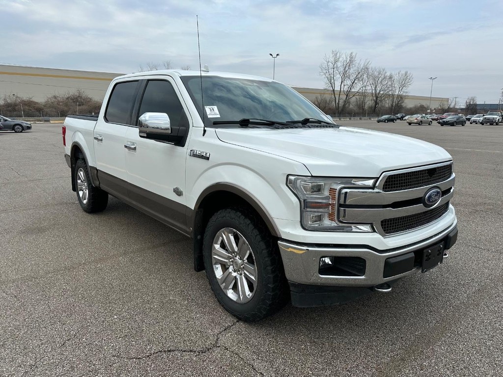 Ford F-150 Vehicle Full-screen Gallery Image 3