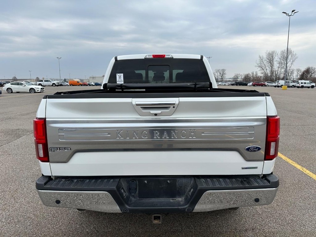 Ford F-150 Vehicle Full-screen Gallery Image 9