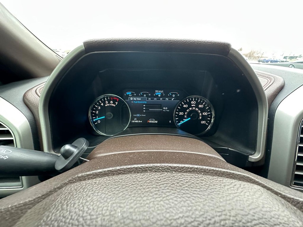 Ford F-150 Vehicle Full-screen Gallery Image 20