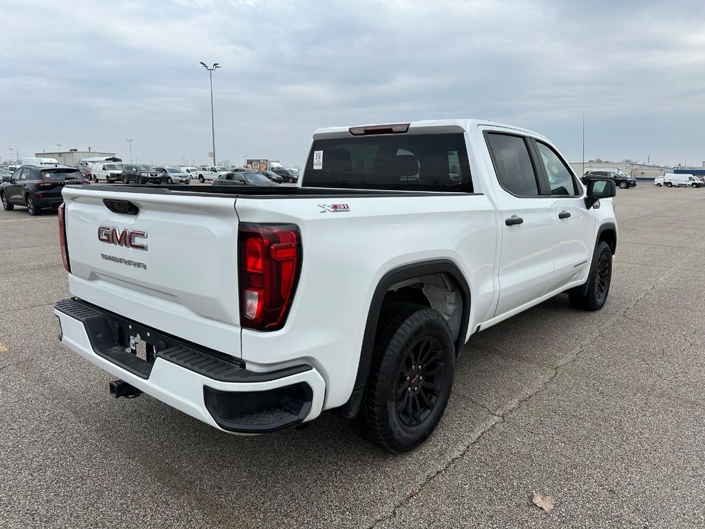 GMC Sierra 1500 Vehicle Full-screen Gallery Image 5