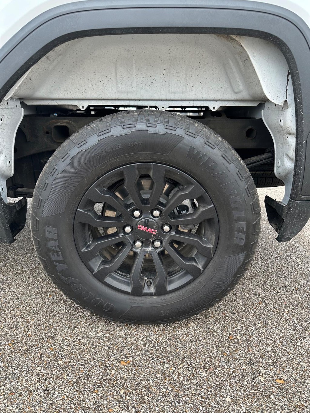 GMC Sierra 1500 Vehicle Full-screen Gallery Image 10