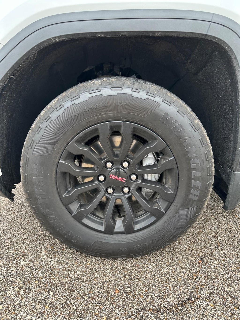 GMC Sierra 1500 Vehicle Full-screen Gallery Image 11