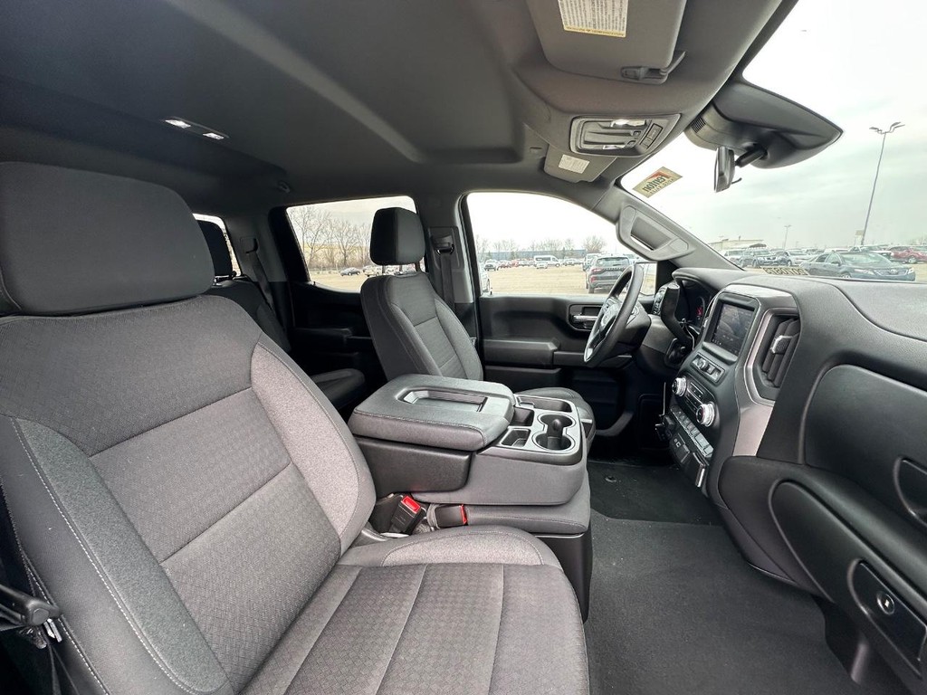 GMC Sierra 1500 Vehicle Full-screen Gallery Image 17