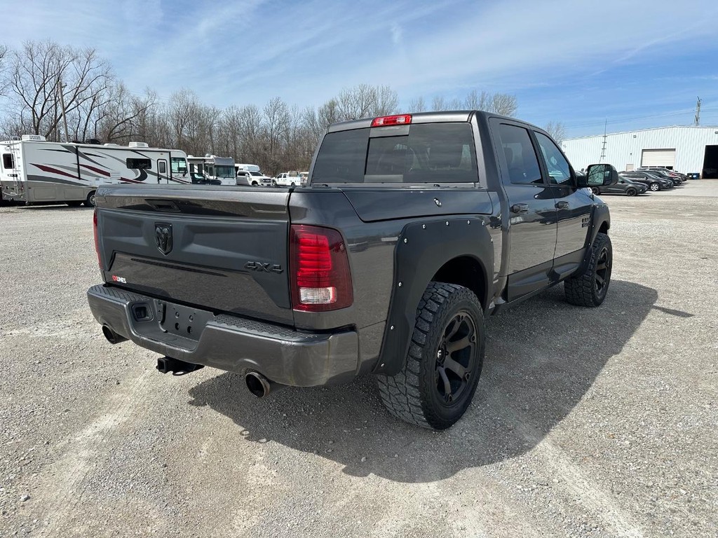 Ram 1500 Vehicle Full-screen Gallery Image 3