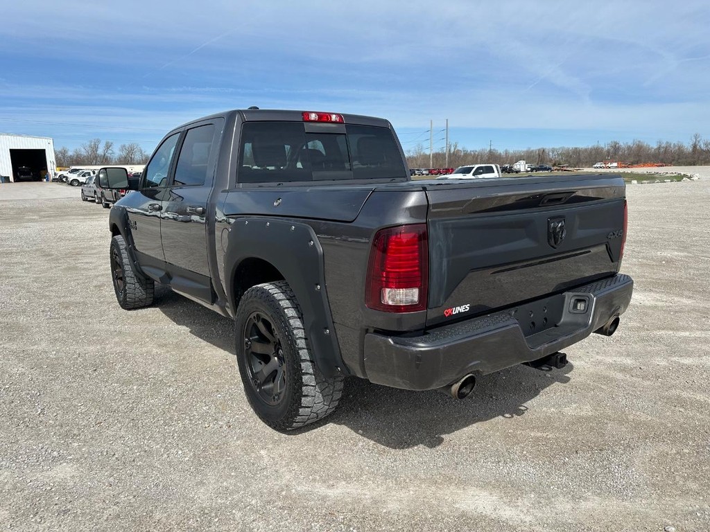 Ram 1500 Vehicle Full-screen Gallery Image 5