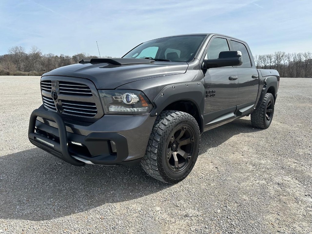 Ram 1500 Vehicle Full-screen Gallery Image 9