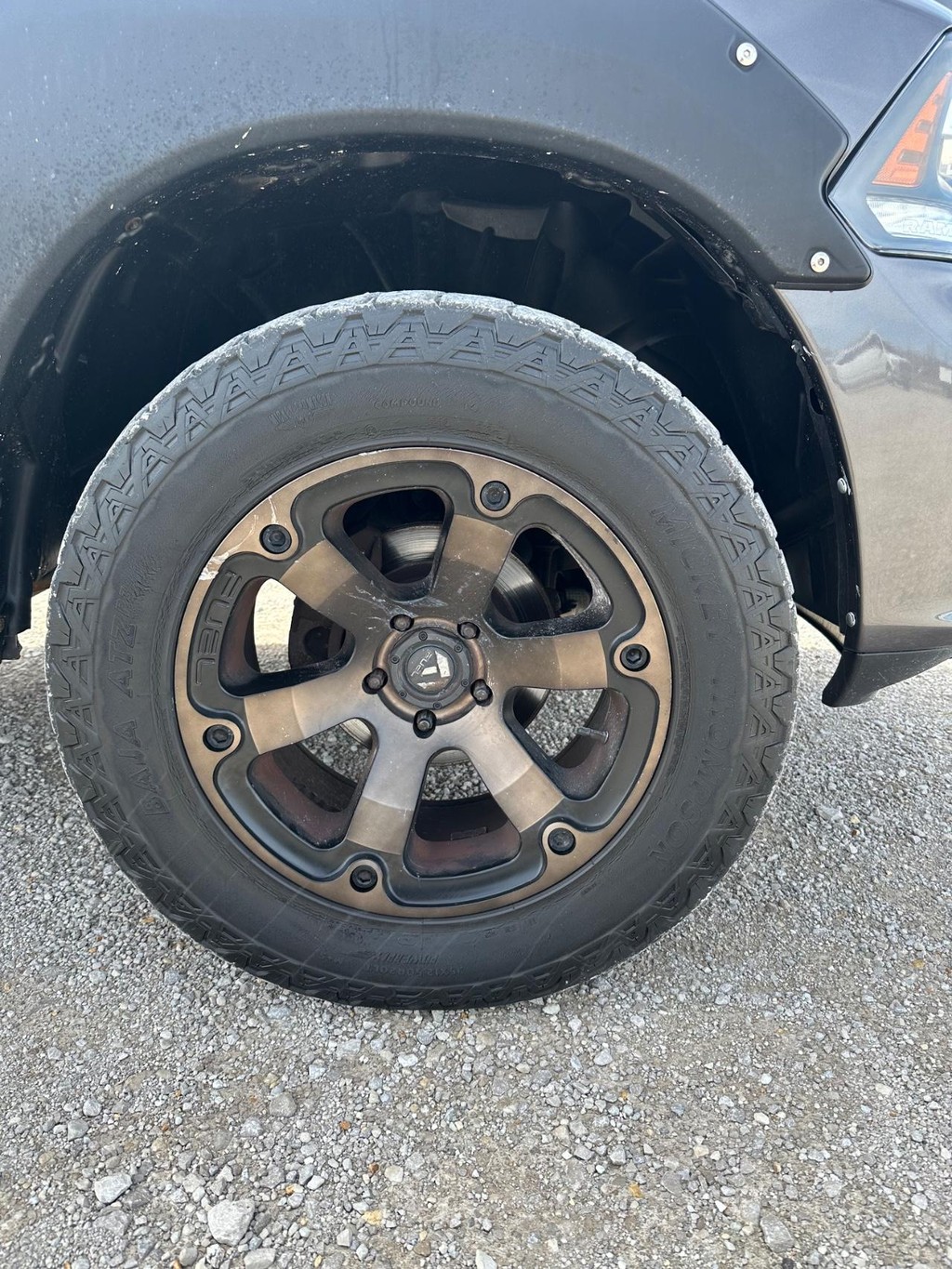 Ram 1500 Vehicle Full-screen Gallery Image 16