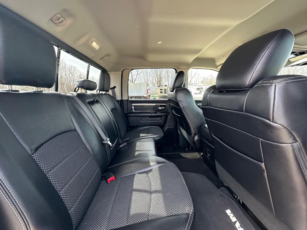 Ram 1500 Vehicle Full-screen Gallery Image 20