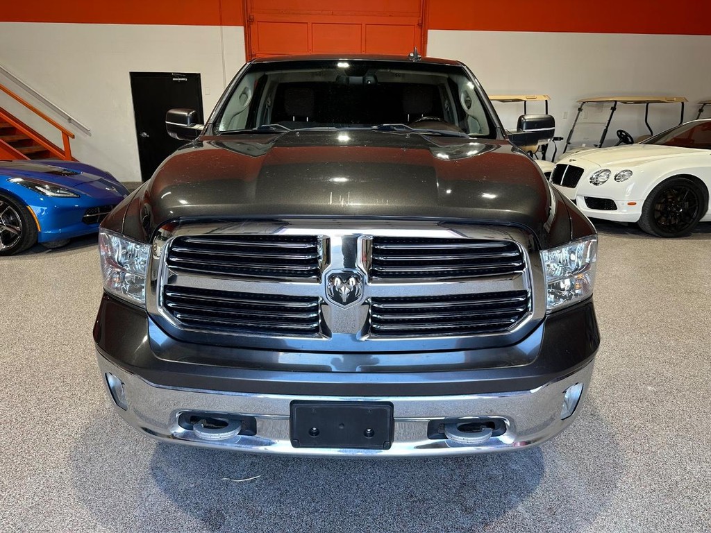 Ram 1500 Vehicle Full-screen Gallery Image 9