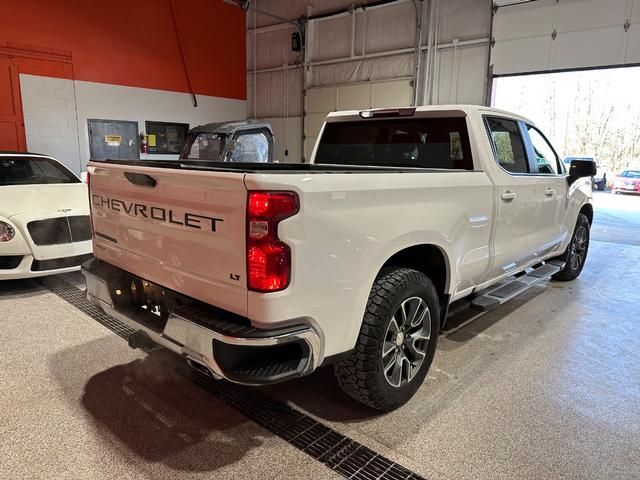 Chevrolet Silverado 1500 Vehicle Full-screen Gallery Image 23