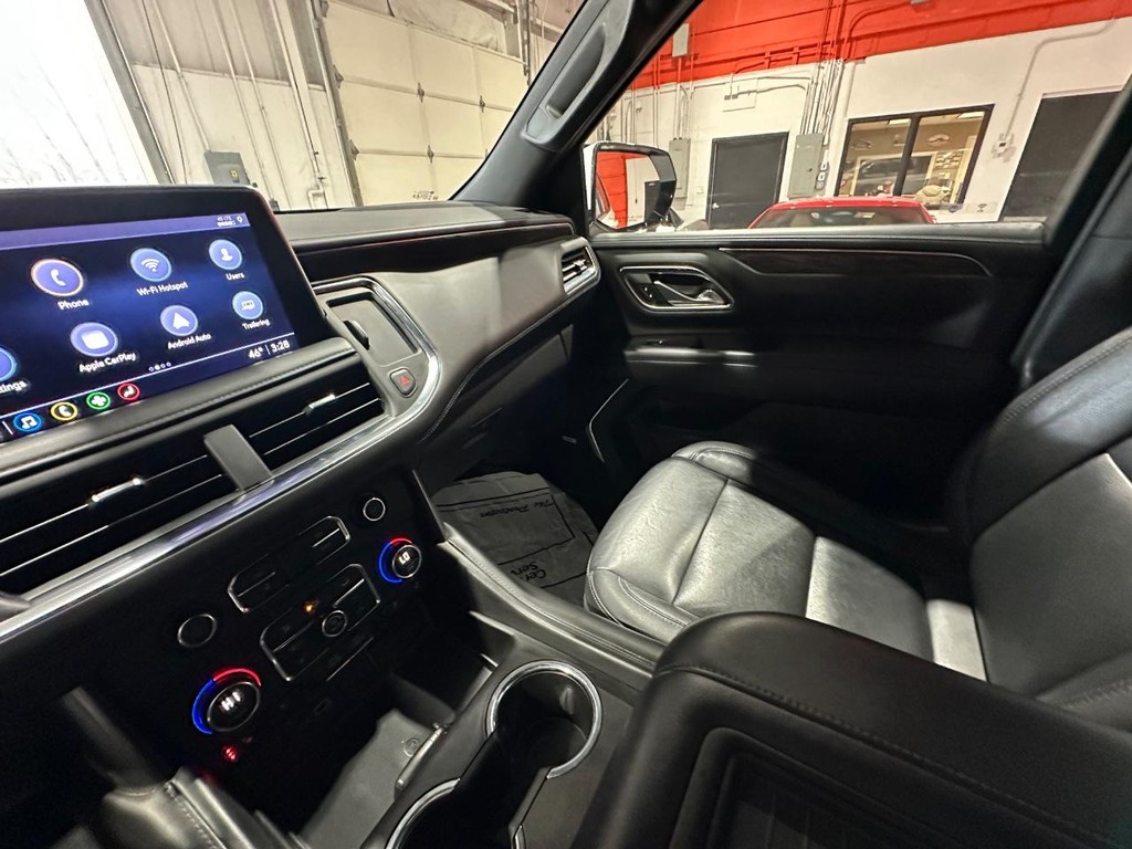 Chevrolet Tahoe Vehicle Full-screen Gallery Image 24