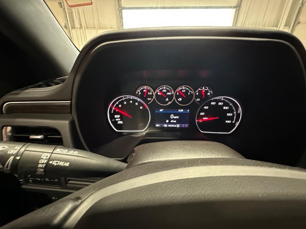 Chevrolet Tahoe Vehicle Full-screen Gallery Image 25