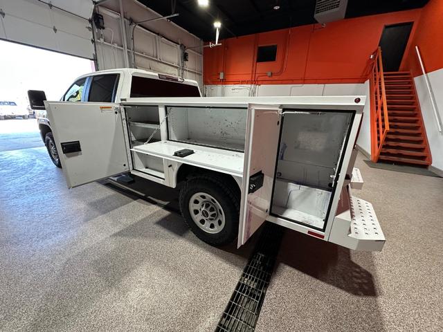 GMC Sierra 3500HD Vehicle Full-screen Gallery Image 20