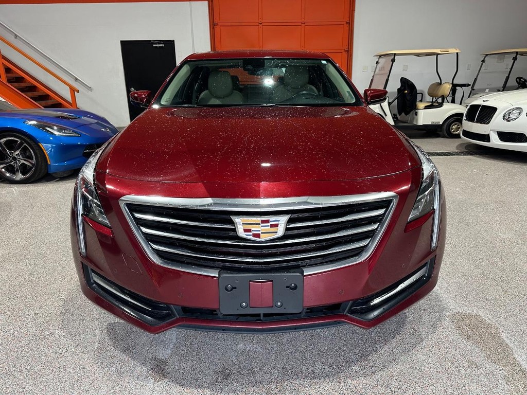 Cadillac CT6 Sedan Vehicle Full-screen Gallery Image 08