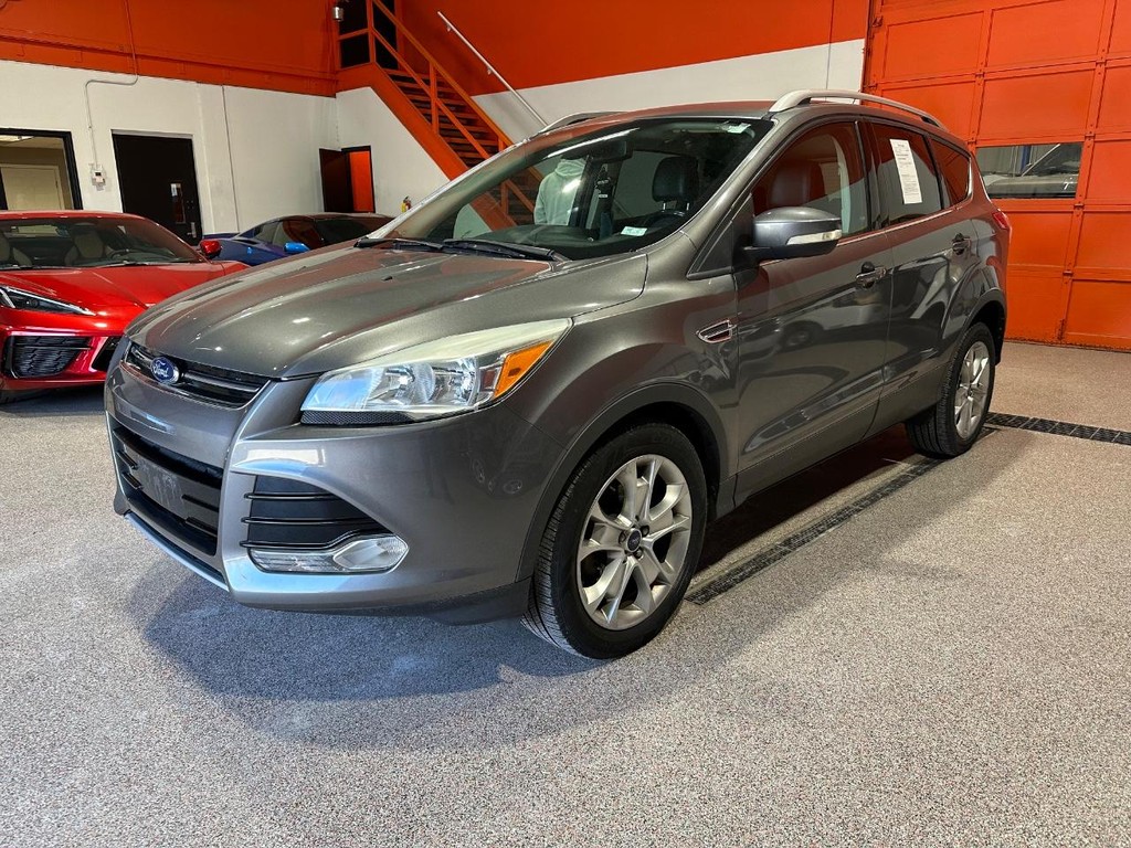 Ford Escape Vehicle Full-screen Gallery Image 9