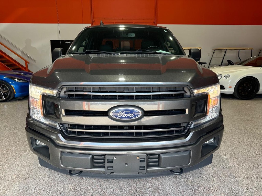 Ford F-150 Vehicle Full-screen Gallery Image 8
