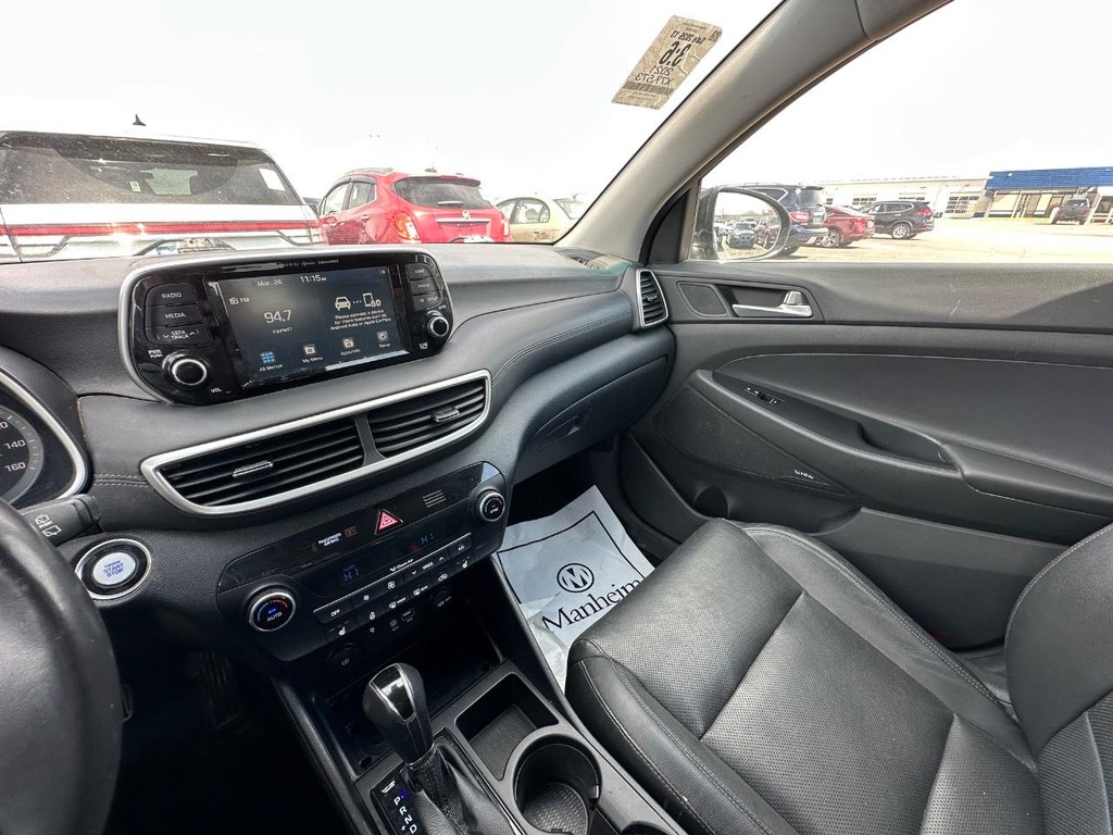 Hyundai Tucson Vehicle Full-screen Gallery Image 18