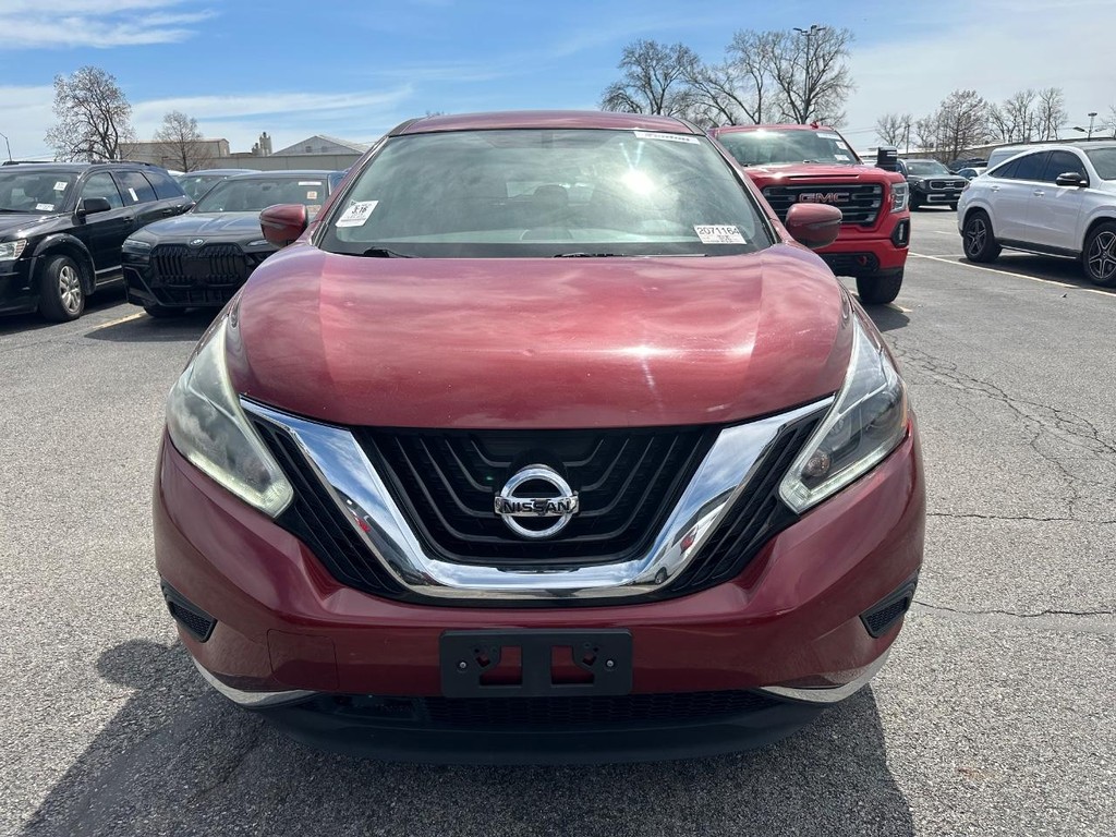 Nissan Murano Vehicle Full-screen Gallery Image 7