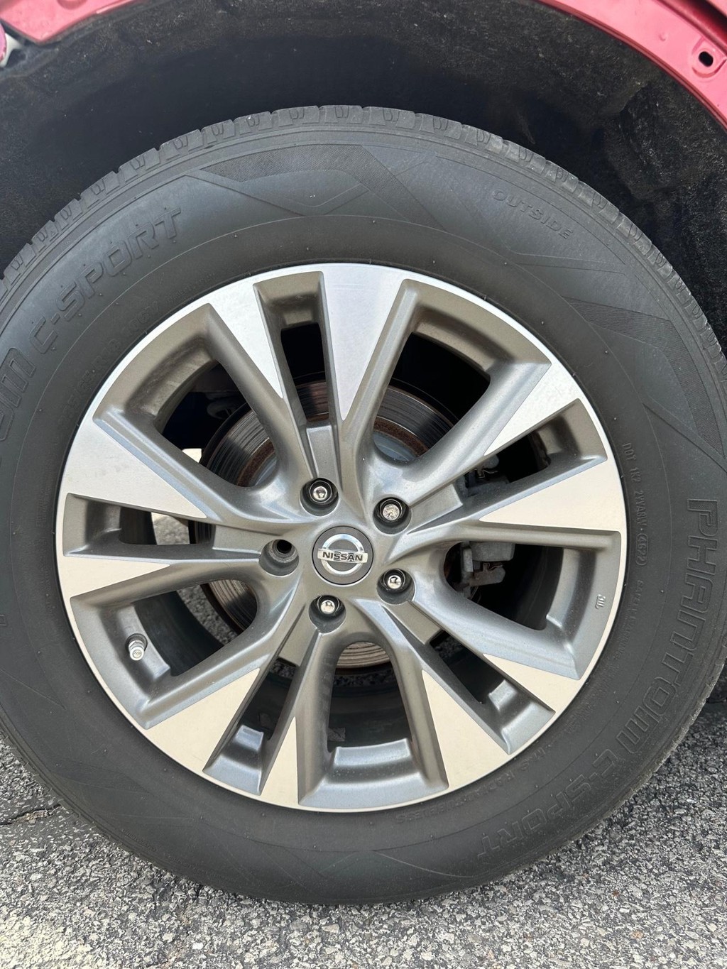 Nissan Murano Vehicle Full-screen Gallery Image 14