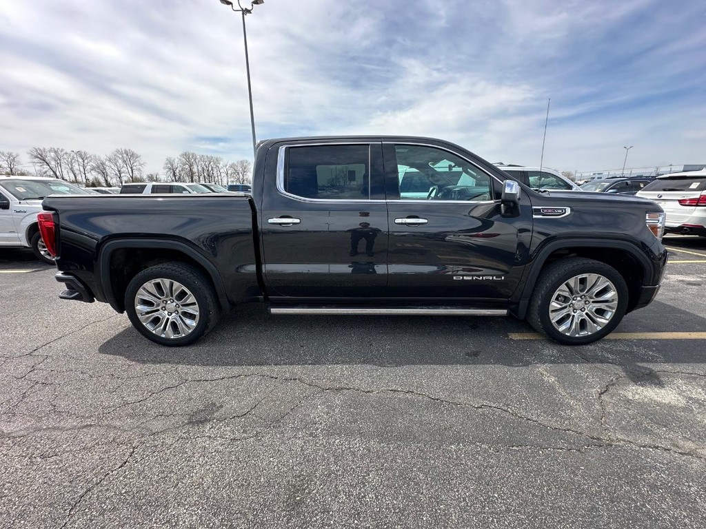 GMC Sierra 1500 Vehicle Full-screen Gallery Image 4