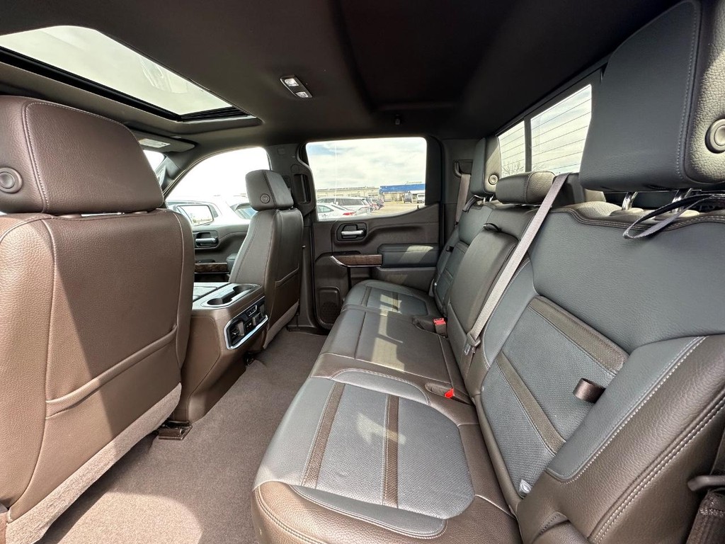 GMC Sierra 1500 Vehicle Full-screen Gallery Image 13