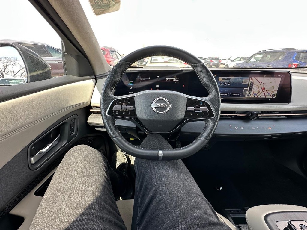 Nissan Ariya Vehicle Full-screen Gallery Image 21