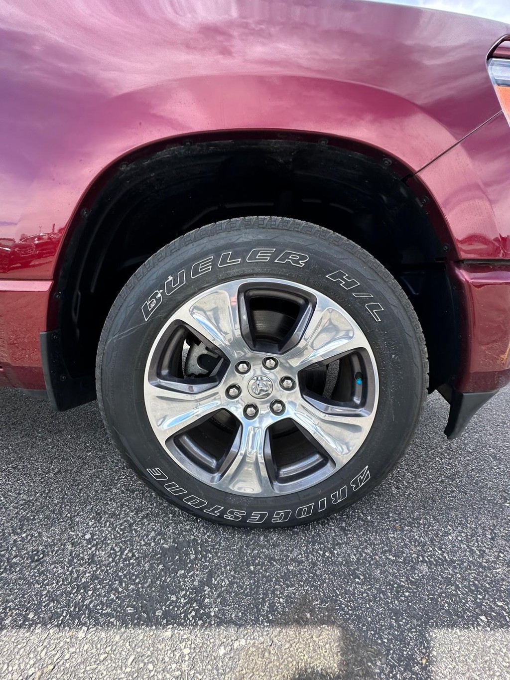 Ram 1500 Vehicle Full-screen Gallery Image 13