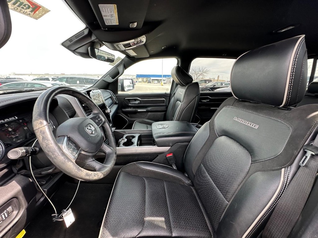 Ram 1500 Vehicle Full-screen Gallery Image 15