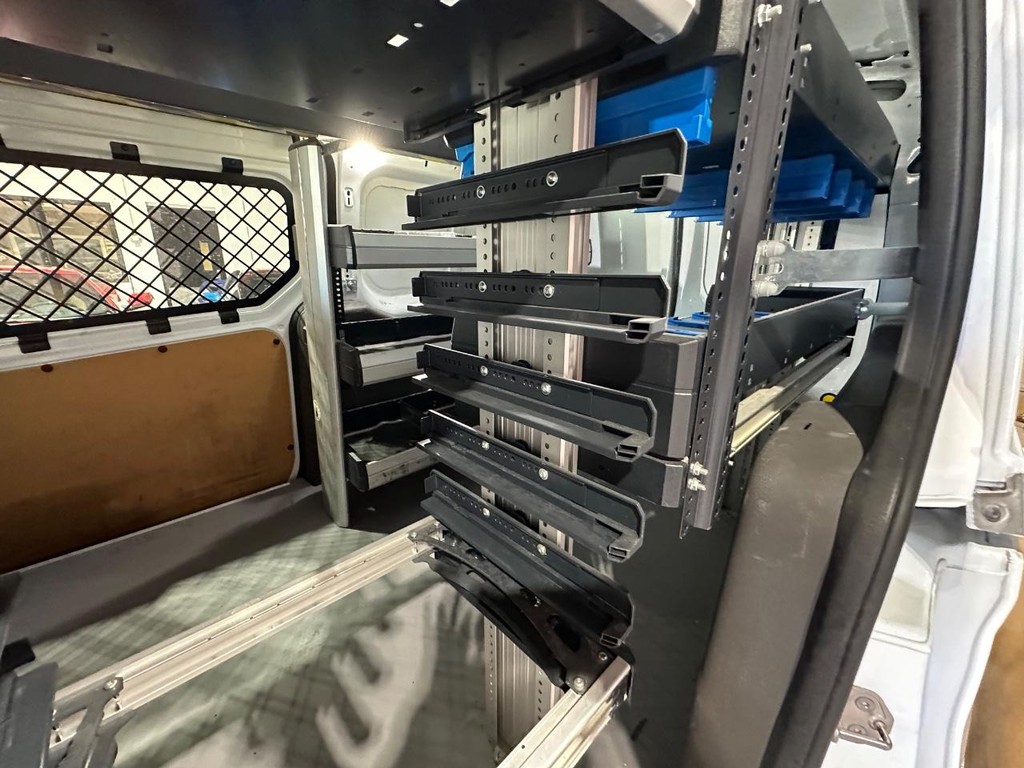 Ford Transit Connect Van Vehicle Full-screen Gallery Image 10