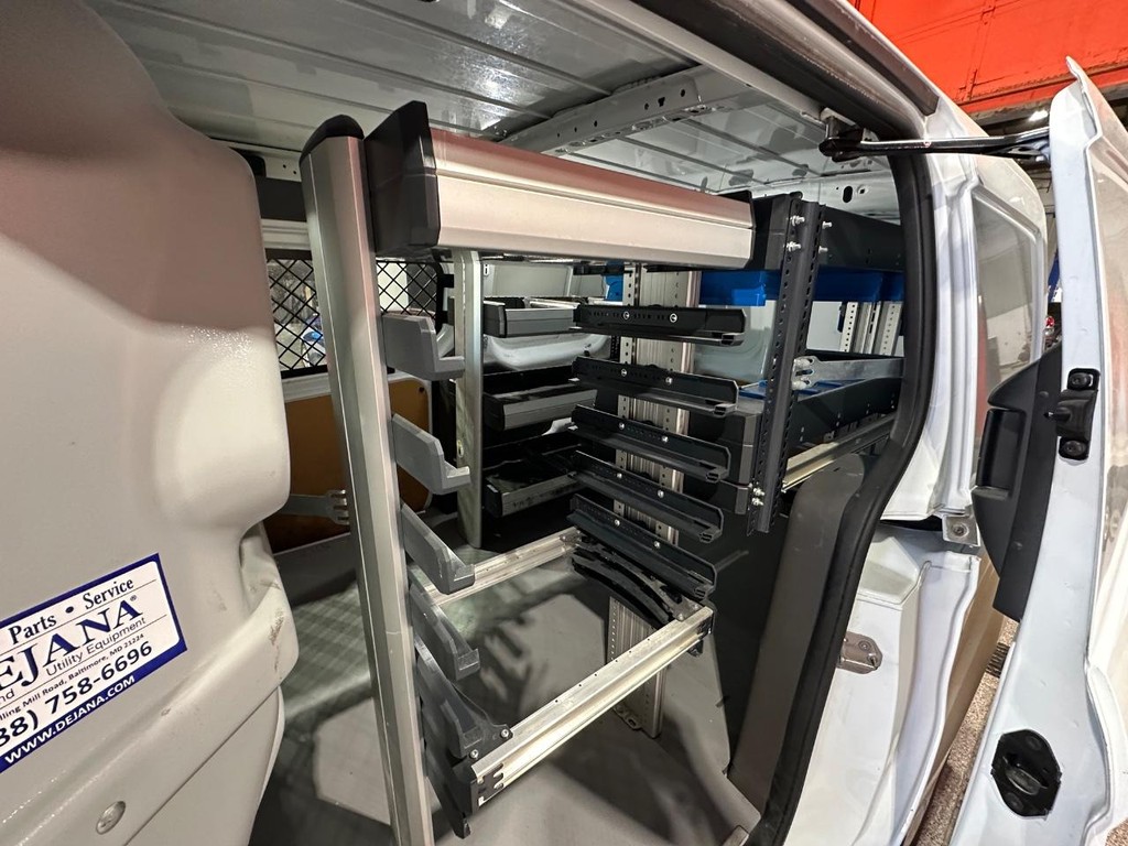 Ford Transit Connect Van Vehicle Full-screen Gallery Image 13