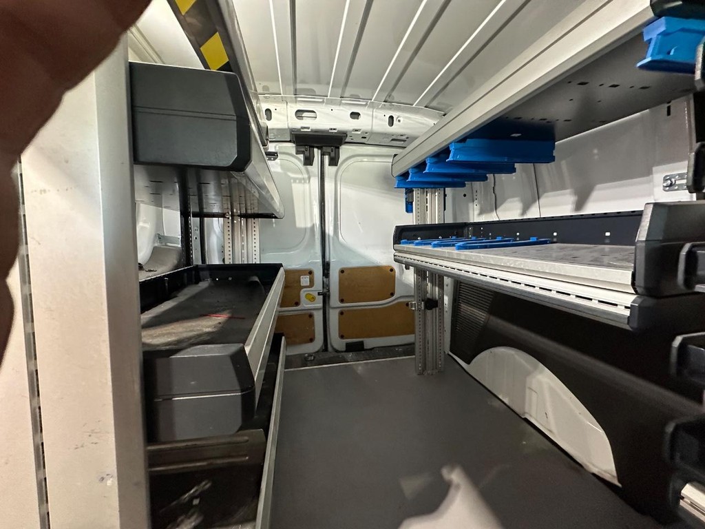 Ford Transit Connect Van Vehicle Full-screen Gallery Image 19