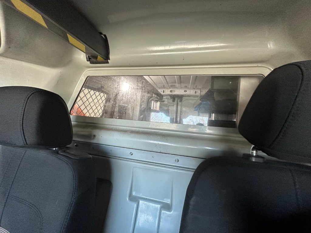 Ford Transit Connect Van Vehicle Full-screen Gallery Image 27