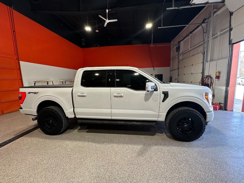 Ford F-150 Vehicle Full-screen Gallery Image 2