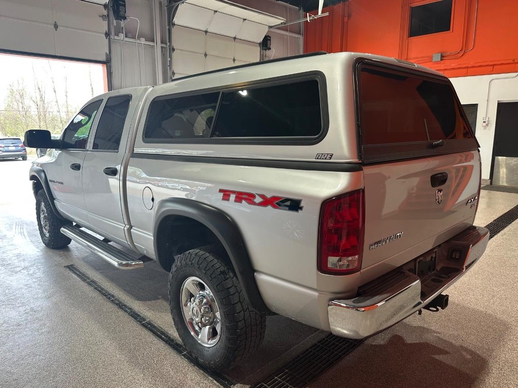 Dodge Ram 2500 Vehicle Full-screen Gallery Image 5