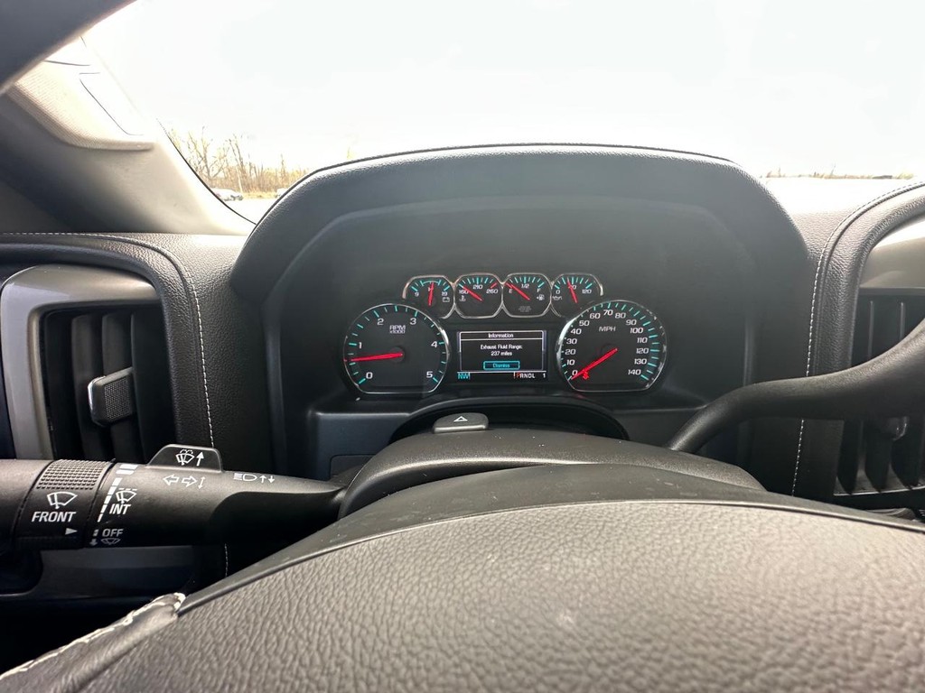 Chevrolet Silverado 3500HD Vehicle Full-screen Gallery Image 27