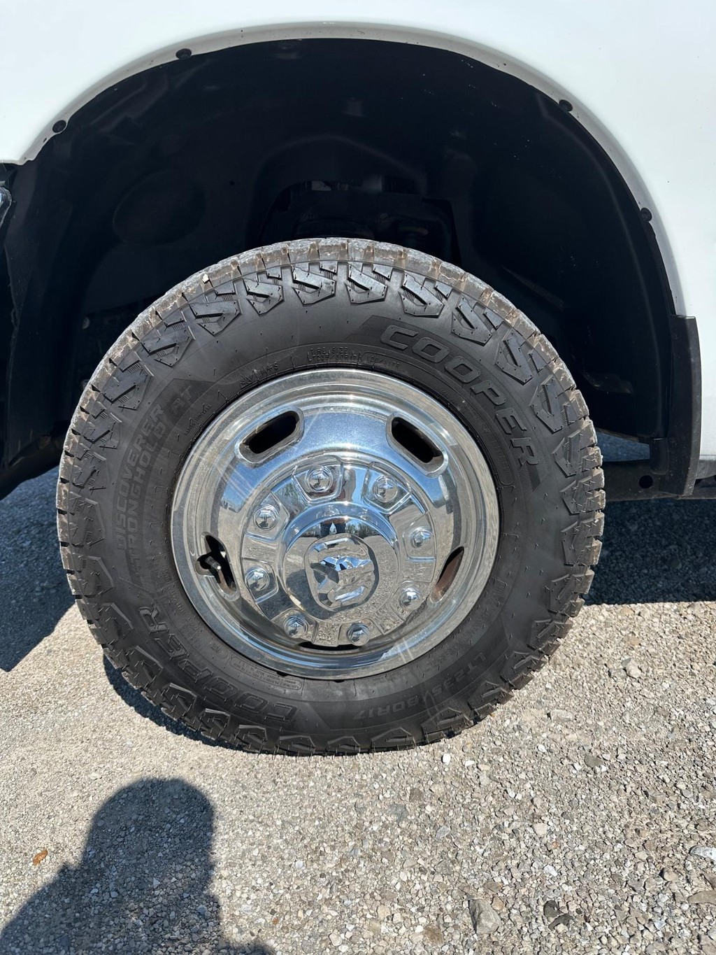 Ram 3500 Vehicle Full-screen Gallery Image 10