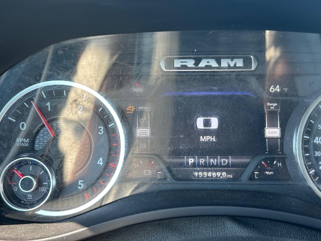 Ram 3500 Vehicle Full-screen Gallery Image 26