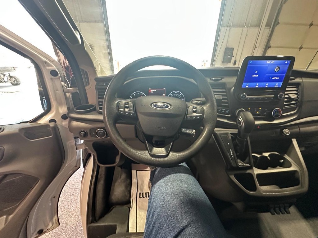 Ford Transit Cargo Van Vehicle Full-screen Gallery Image 26