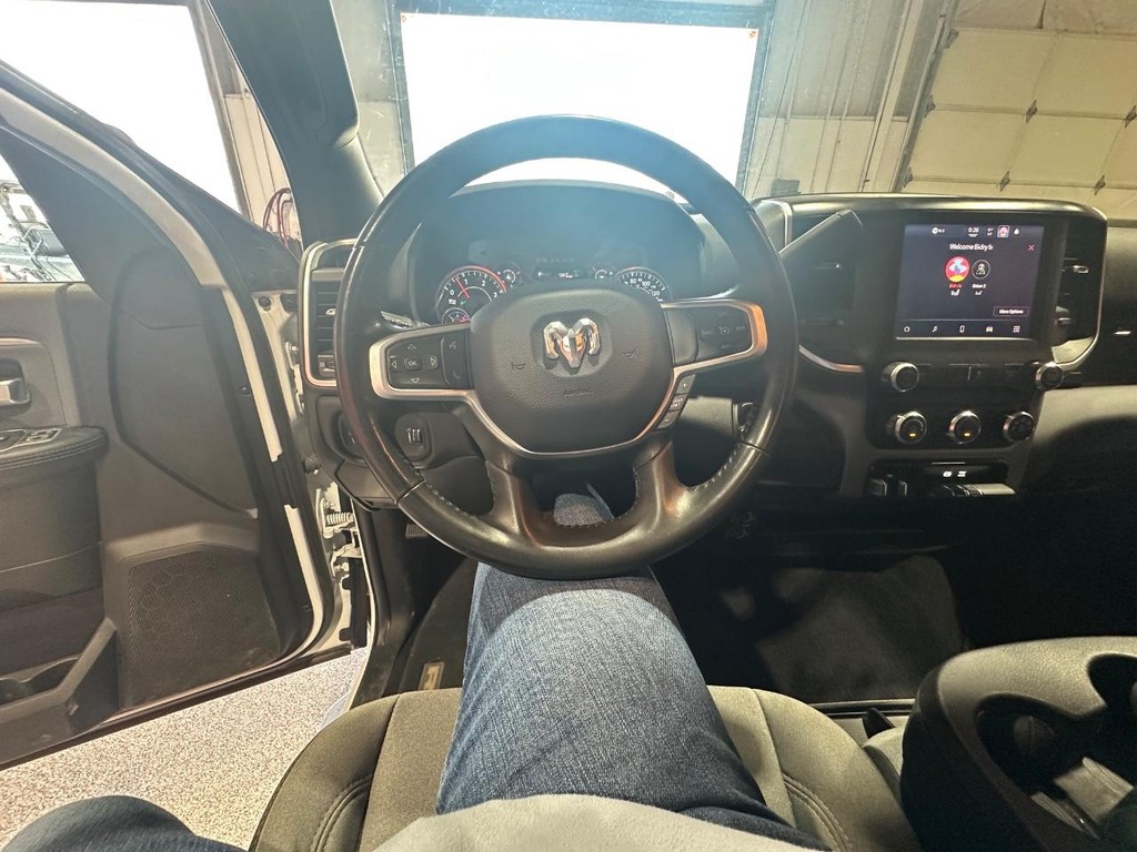 Ram 3500 Vehicle Full-screen Gallery Image 20