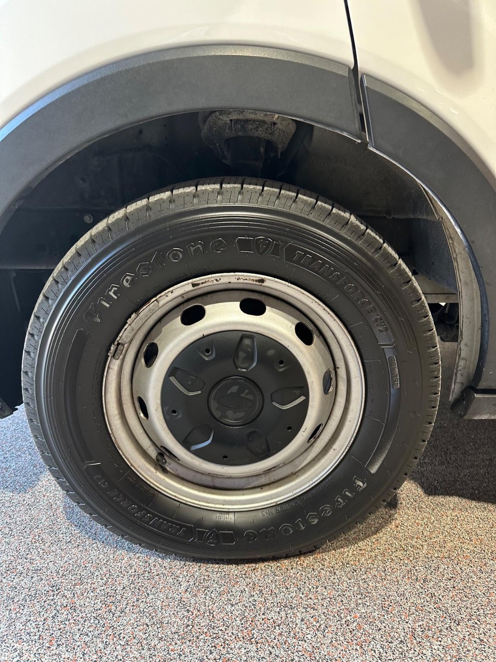 Ford Transit Cargo Van Vehicle Full-screen Gallery Image 7