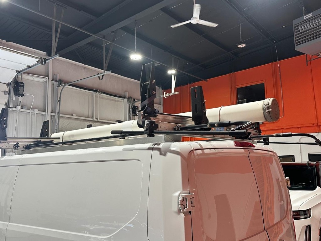 Ford Transit Cargo Van Vehicle Full-screen Gallery Image 15