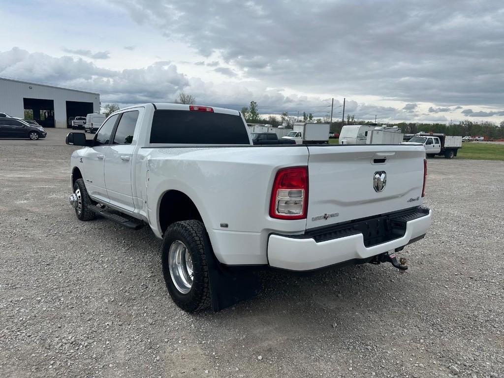 Ram 3500 Vehicle Full-screen Gallery Image 7