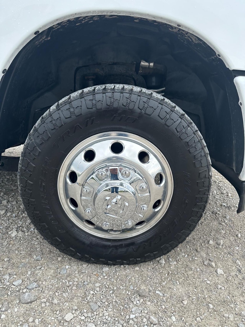 Ram 3500 Vehicle Full-screen Gallery Image 14