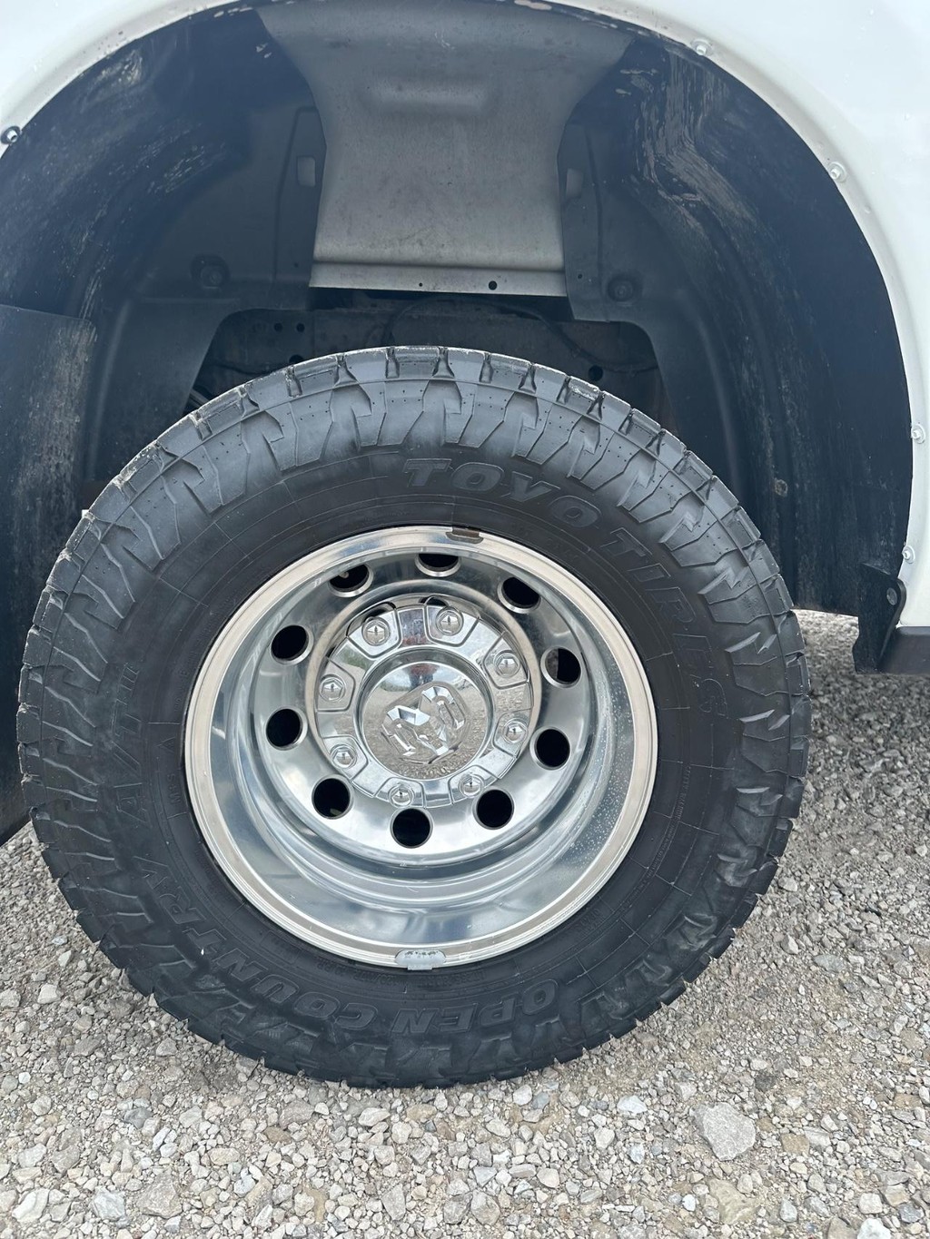 Ram 3500 Vehicle Full-screen Gallery Image 15