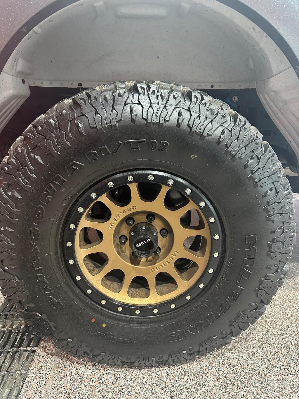 Ford F-150 Vehicle Full-screen Gallery Image 15