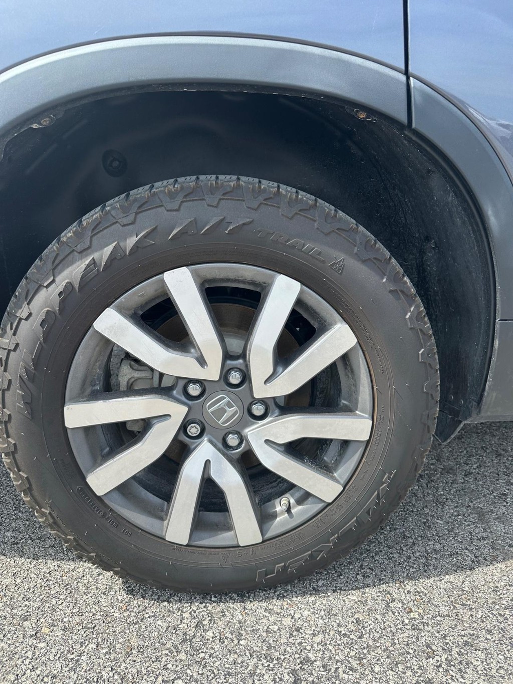 Honda Pilot Vehicle Full-screen Gallery Image 16