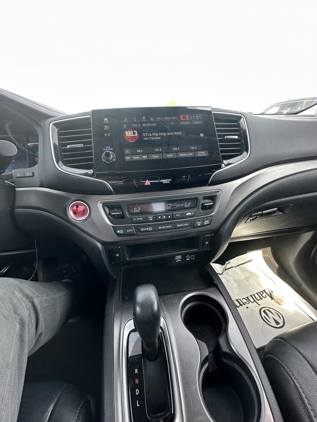 Honda Pilot Vehicle Full-screen Gallery Image 18